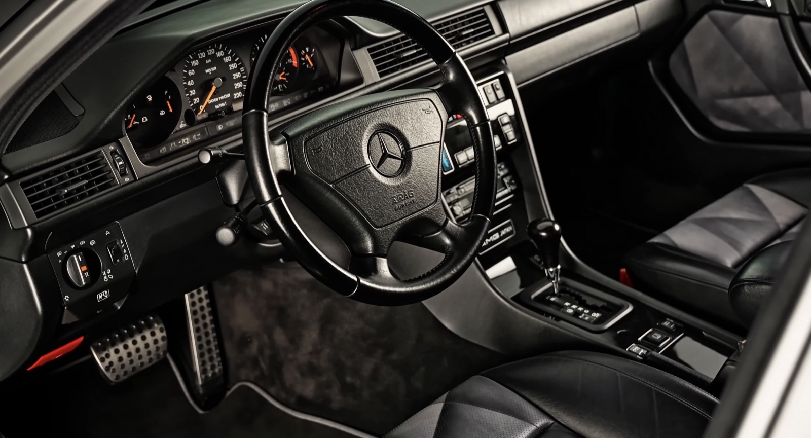 Mercedes-AMG — habitacle